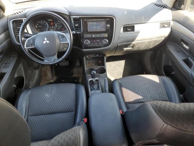 2015 Mitsubishi Outlander SE