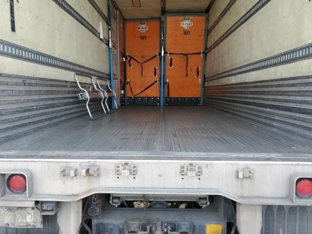 2013 Utility VS2RA Refrigerated Van Trailer