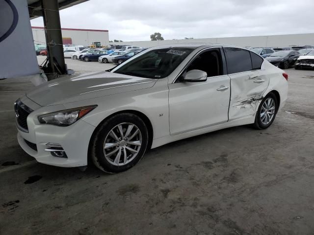 2015 Infiniti Q50 Base