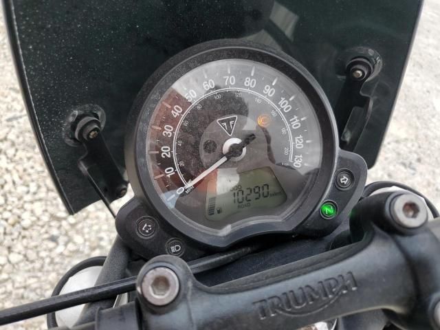 2018 Triumph Bonneville Bobber Black