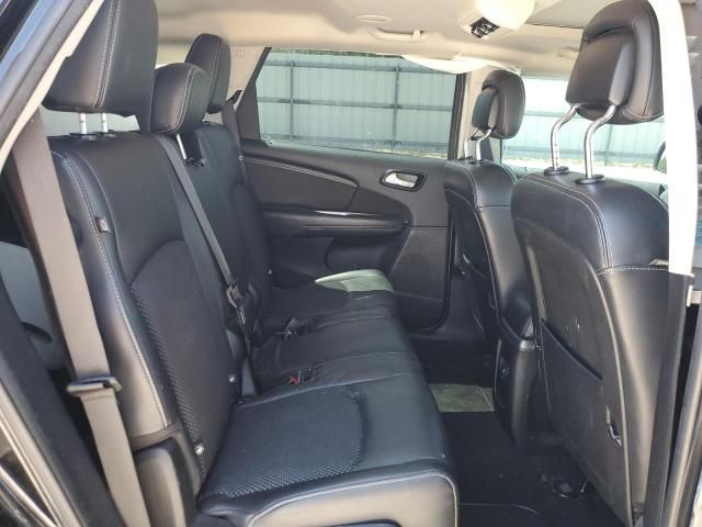 2020 Dodge Journey Crossroad