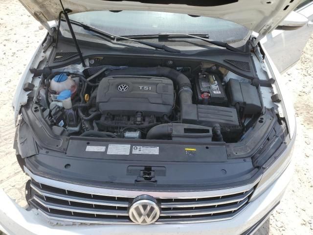 2017 Volkswagen Passat SE