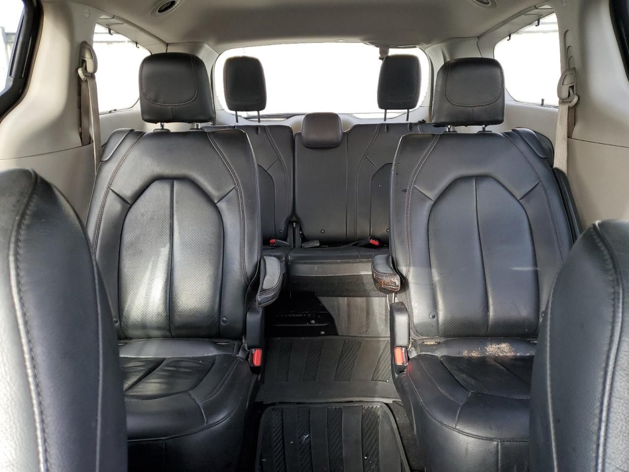 2019 Chrysler Pacifica Touring l