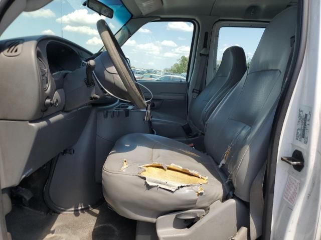 2003 Ford Econoline E350 Super Duty Van