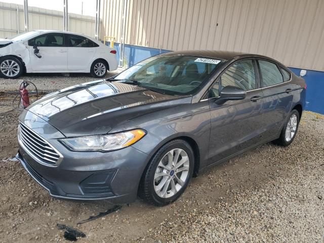 2020 Ford Fusion SE