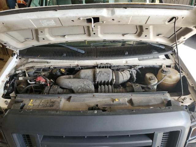 2012 Ford Econoline E350 Super Duty Van