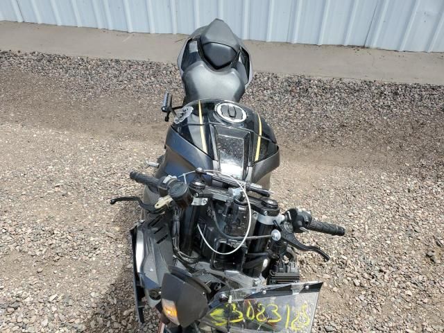 2023 Kawasaki ZX1002 M