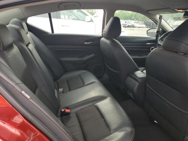 2019 Nissan Altima SR
