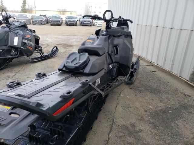 2024 Skidoo 2024 Skidoo Snowmobile