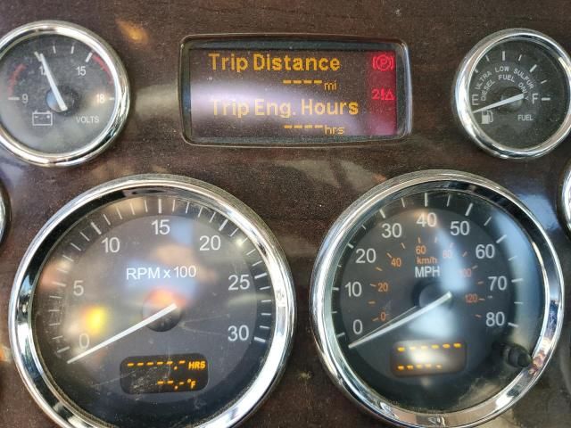 2018 Peterbilt 367 Semi Truck