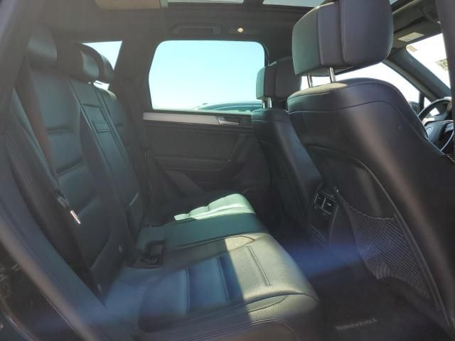 2017 Volkswagen Touareg Wolfsburg