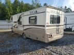 2005 Ford Econoline E450 Super Duty Cutaway Van