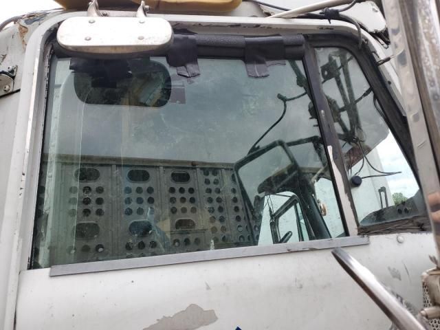 1995 Kenworth W900 Semi Truck