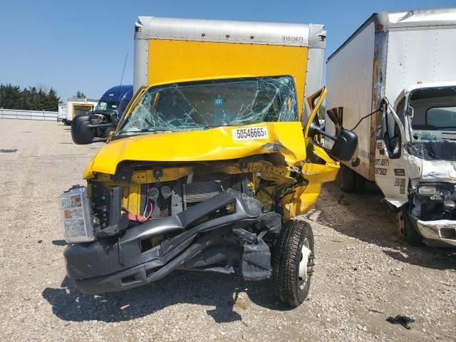 2019 Ford Econoline E350 Super Duty Cutaway Van