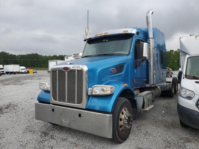 2018 Peterbilt 567 Semi Truck