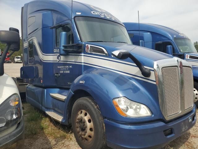 2015 Kenworth Construction T680
