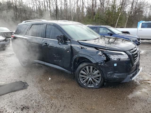 2022 Nissan Pathfinder SL