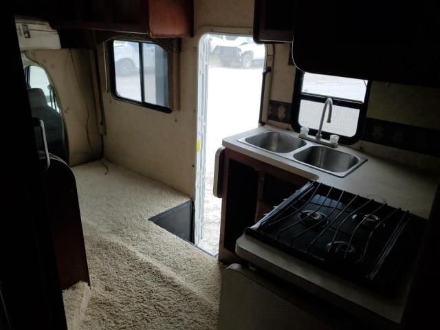 2011 Sunnybrook 2011 Ford Econoline E450 Super Duty Cutaway Van