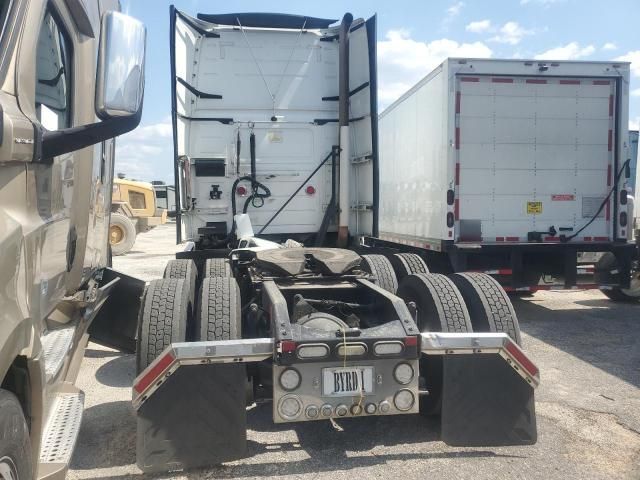 2016 Volvo VNL Semi Truck