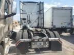 2016 Volvo VNL Semi Truck
