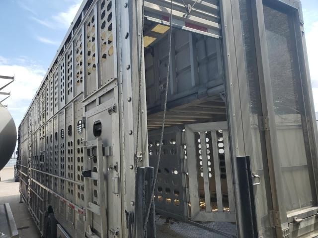 2019 Wilson Psdcl-402BP Livestock Trailer