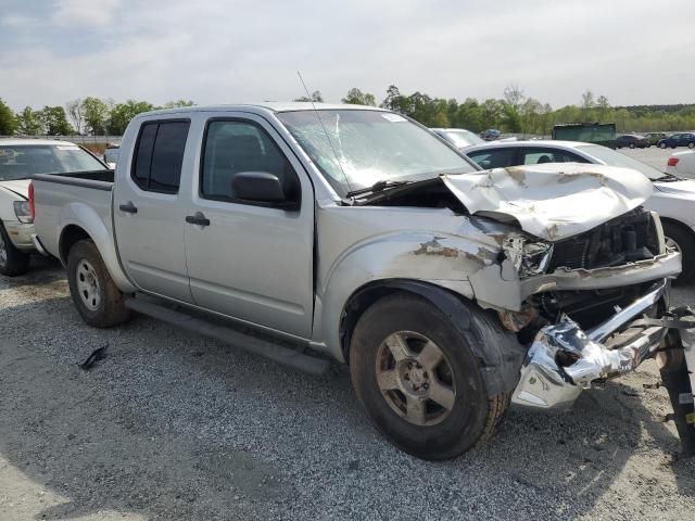 2005 Nissan Frontier Crew Cab LE
