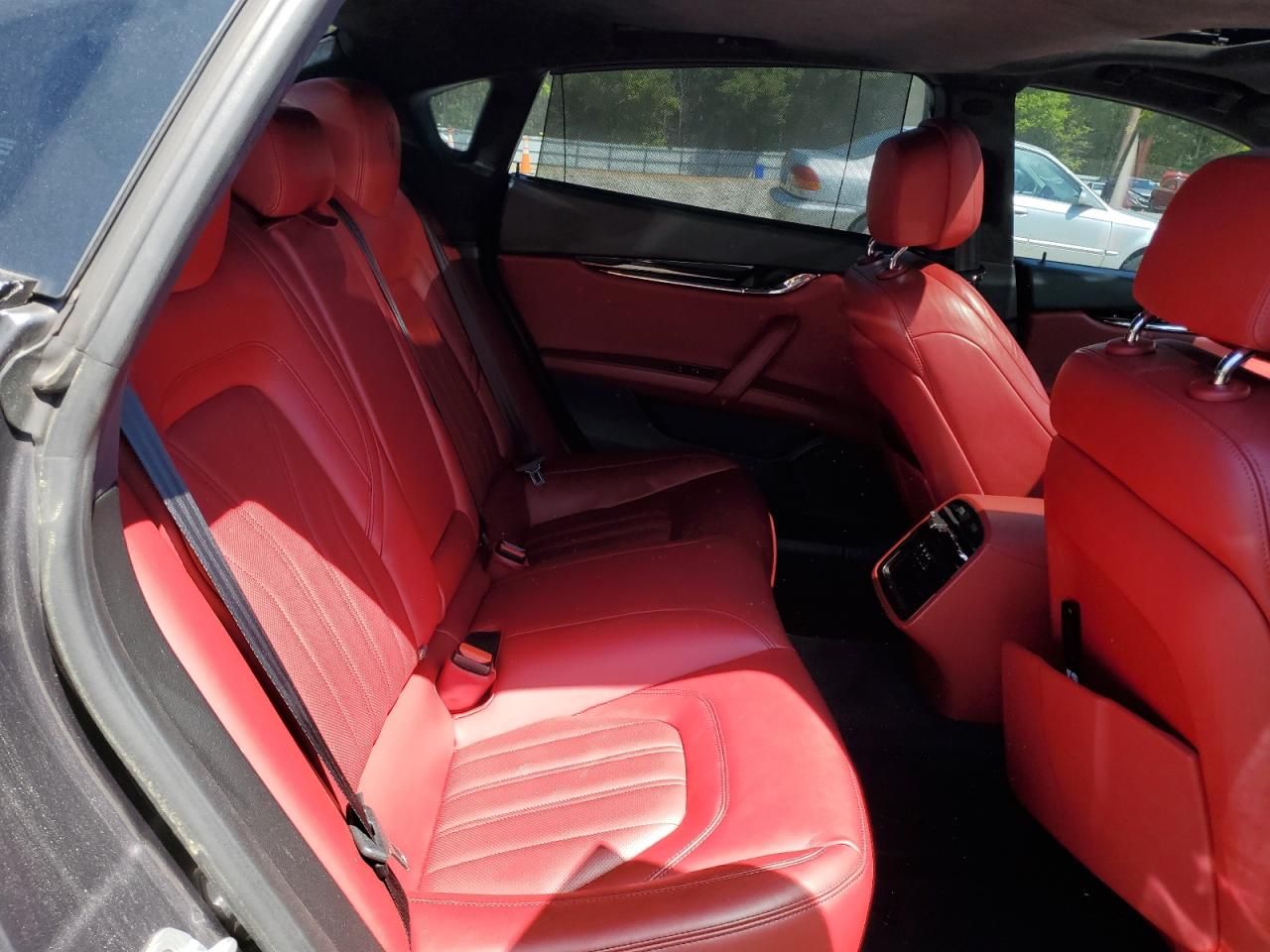 2017 Maserati Quattroporte s