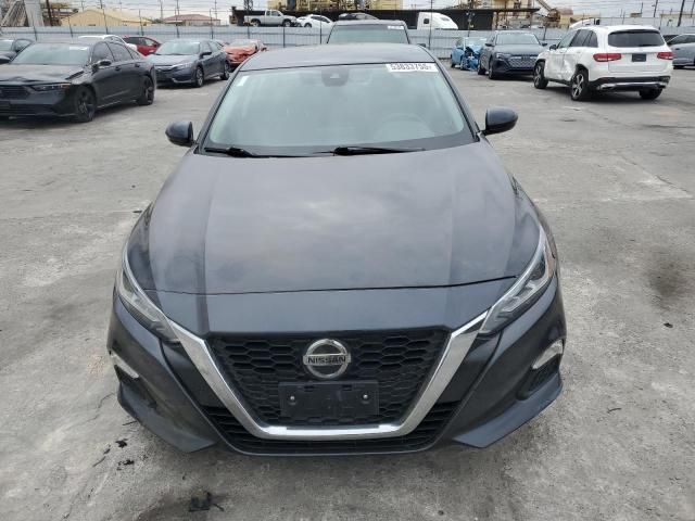 2022 Nissan Altima SV
