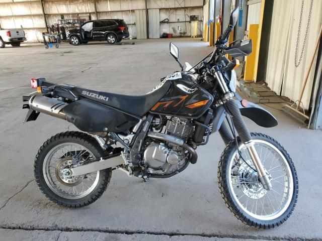 2025 Suzuki DR650 SE