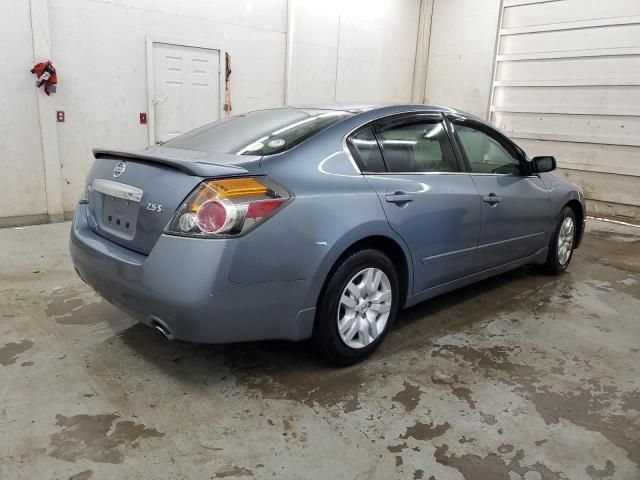 2010 Nissan Altima Base