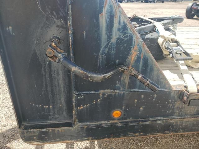 2000 Pjtm 2000 PJ Trailer Equipment Trailer
