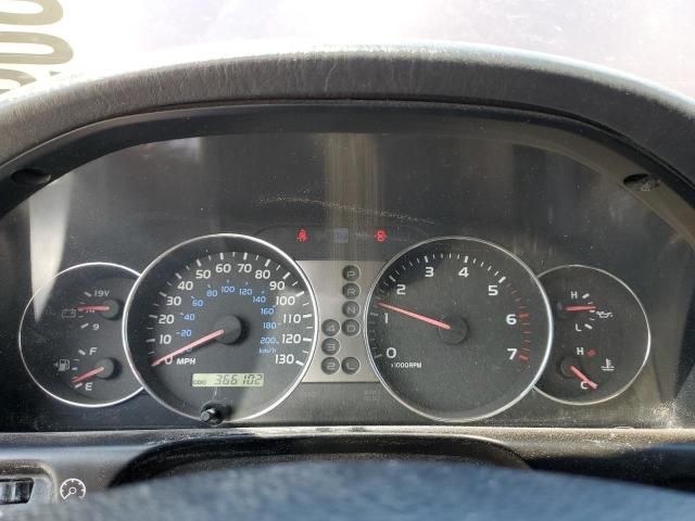 2004 Toyota Land Cruiser