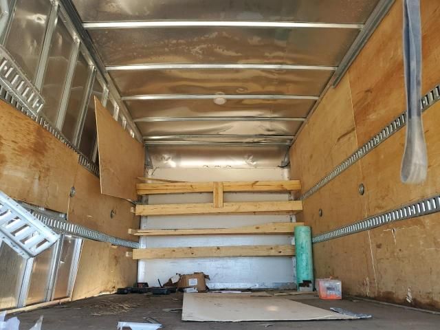 2022 Ford Econoline E350 Super Duty Cutaway Van