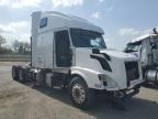 2014 Volvo VNL Semi Truck