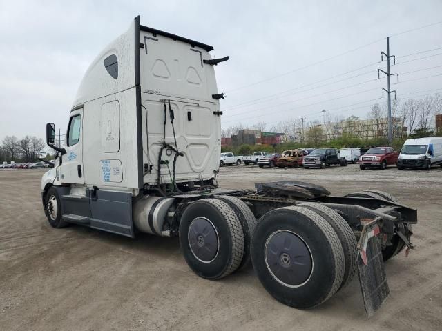2020 Freightliner Cascadia 126 Semi Truck