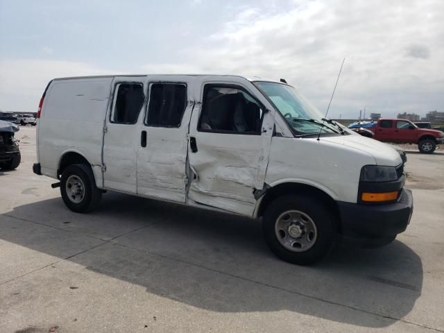 2022 Chevrolet Express G2500