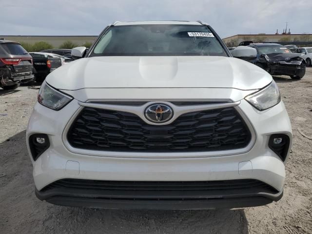2023 Toyota Highlander L