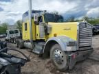 2000 Kenworth W900 Semi Truck