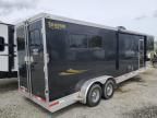 2018 Unknown 2018 Shadow Trailers 69236S-3SL-GN-E-LQ Horse Trai