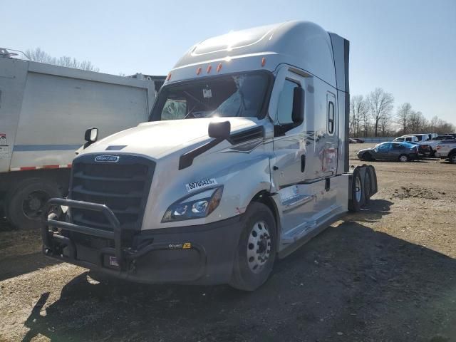 2020 Freightliner Cascadia 126 Semi Truck