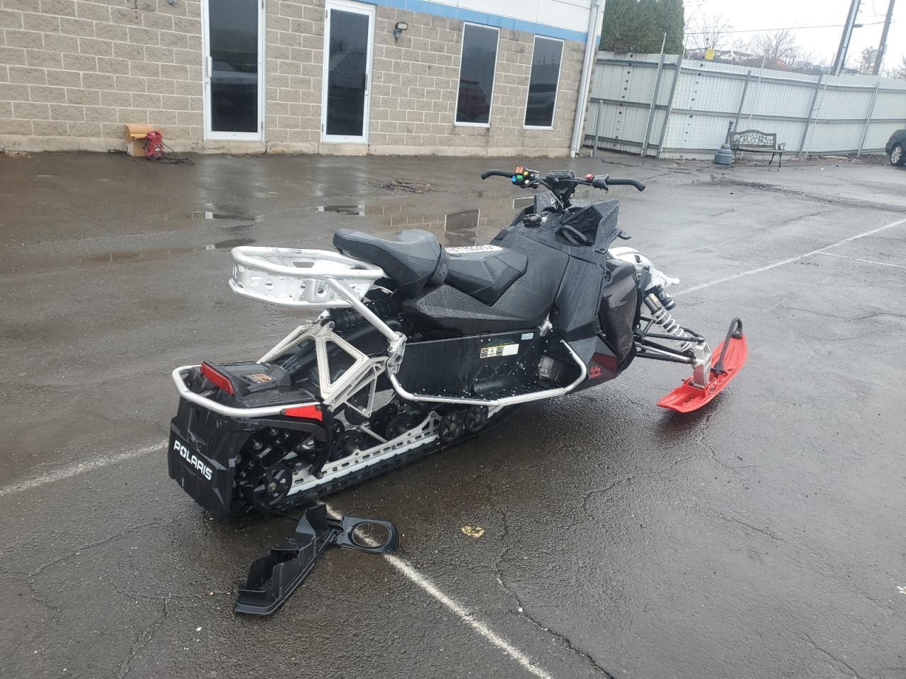 2016 Polaris Switchback