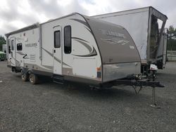 Camiones dañados por inundaciones a la venta en subasta: 2012 Jayco White Hawk