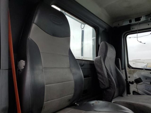 2015 Peterbilt 579 Semi Truck
