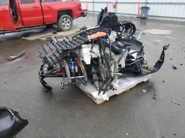 2022 Polaris Indy