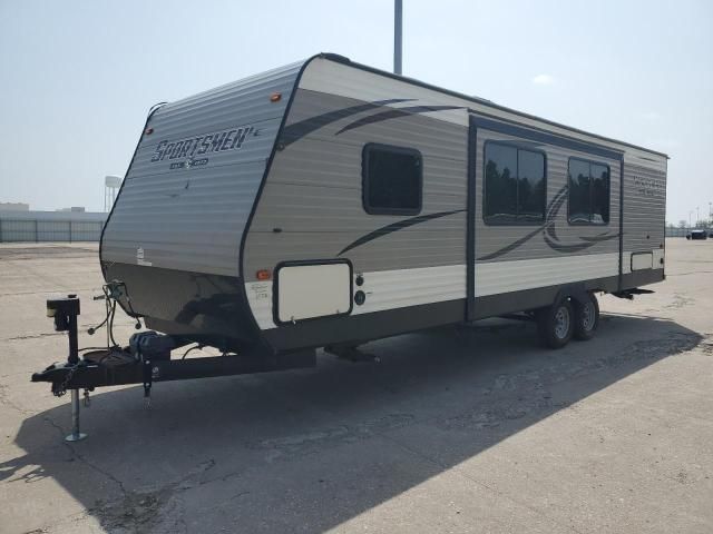 2017 Camper Sportsman