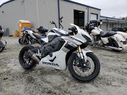 Honda Vehiculos salvage en venta: 2025 Honda CBR1000 RR