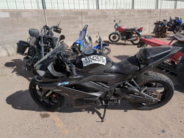 2023 Yamaha YZFR3 A