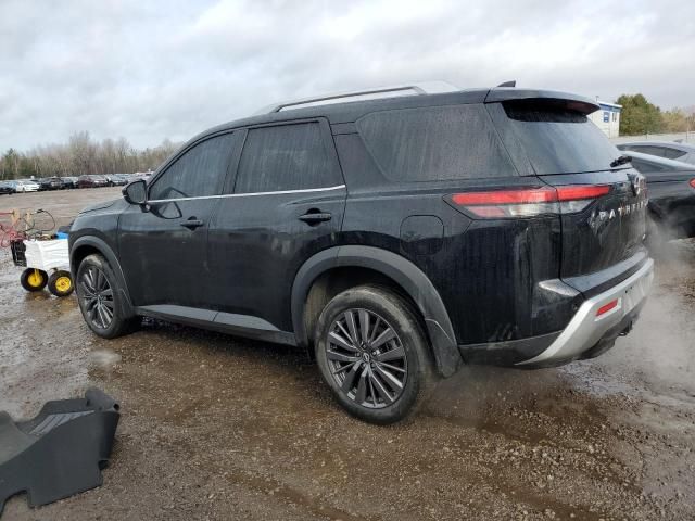 2022 Nissan Pathfinder SL
