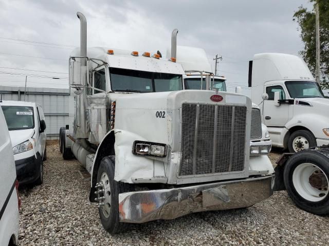2005 Peterbilt 379 Semi Truck