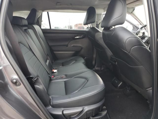 2023 Toyota Highlander Hybrid xle